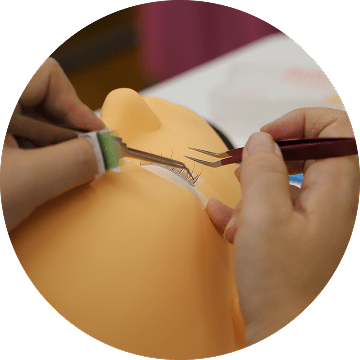 まつ毛エクステンション